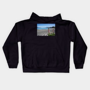 Lupins on the beach. Kids Hoodie